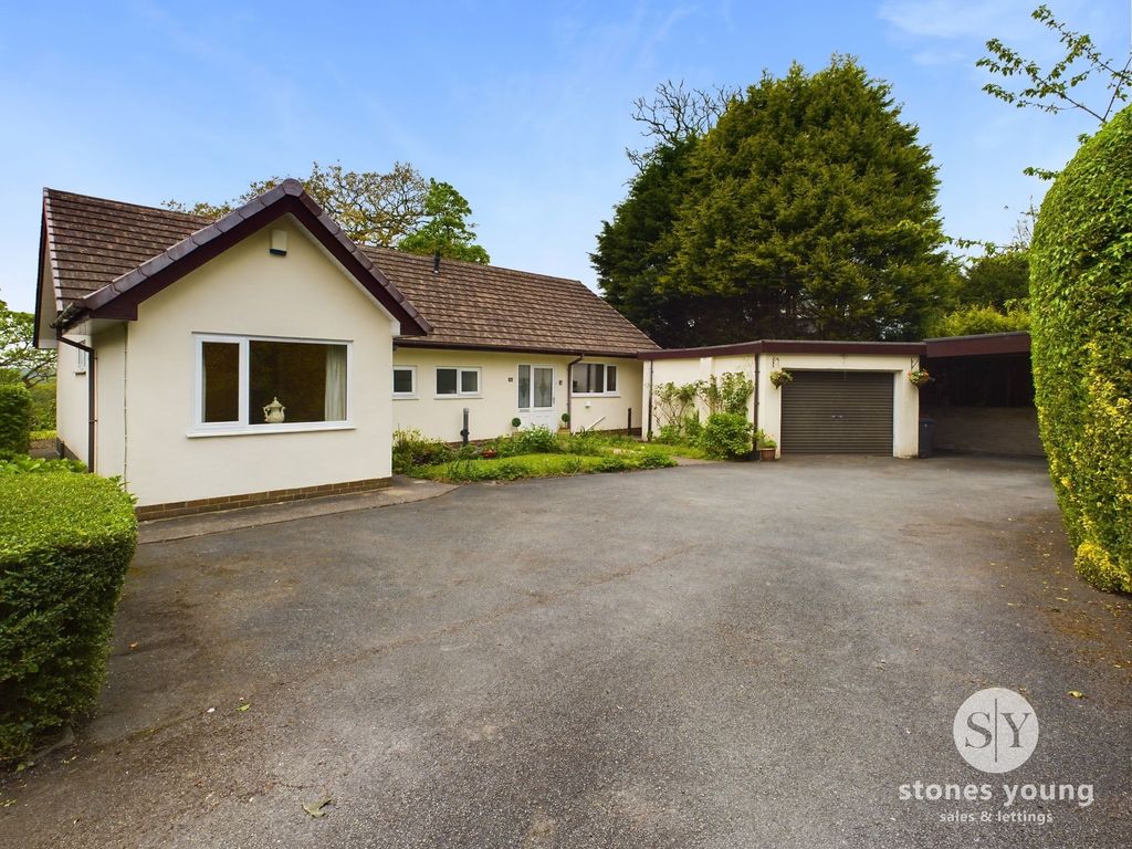3 bed detached bungalow for sale in Beardwood Drive, Blackburn BB2, £
