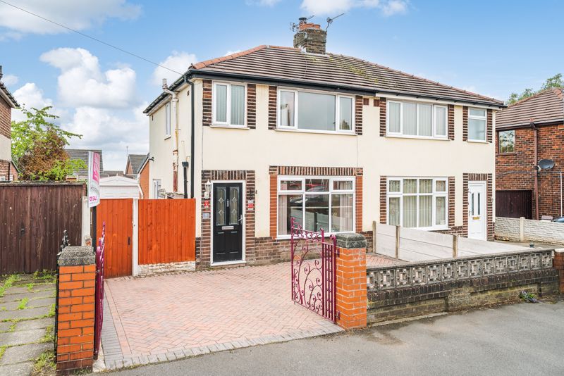 3 bed property for sale in Southdowns Road, Chorley PR7 Zoopla