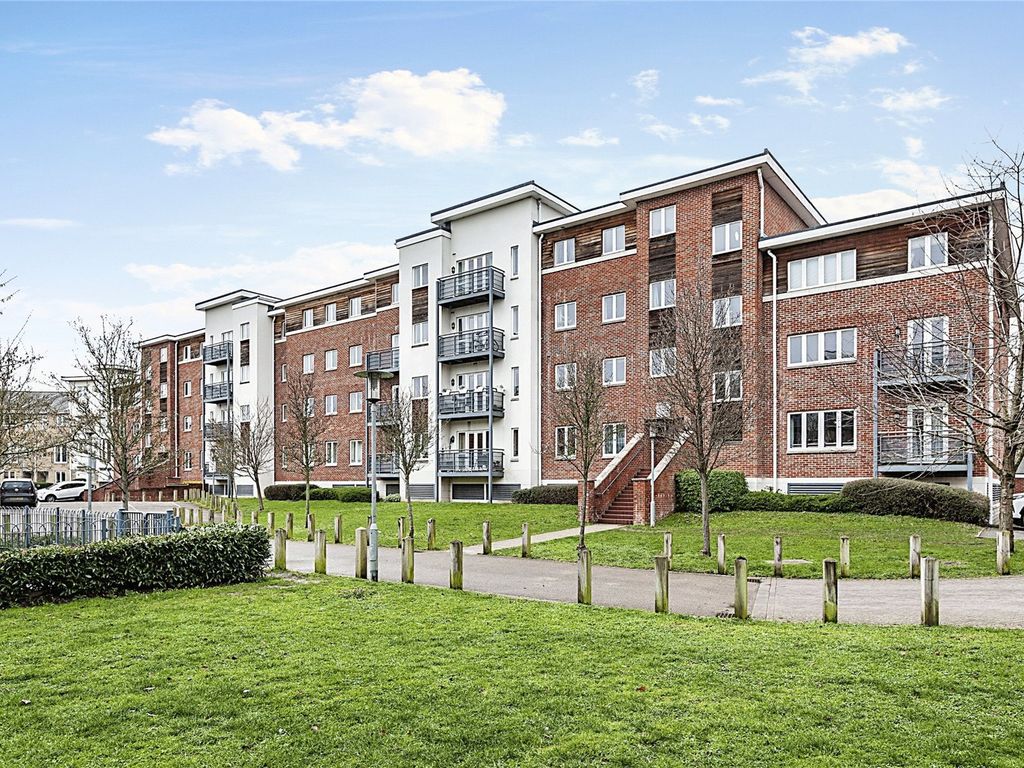 2 bed flat for sale in Kingsquarter, Maidenhead, Berkshire SL6 Zoopla