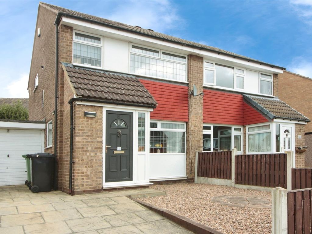 3 bed semidetached house for sale in Haighside Way, Rothwell, Leeds