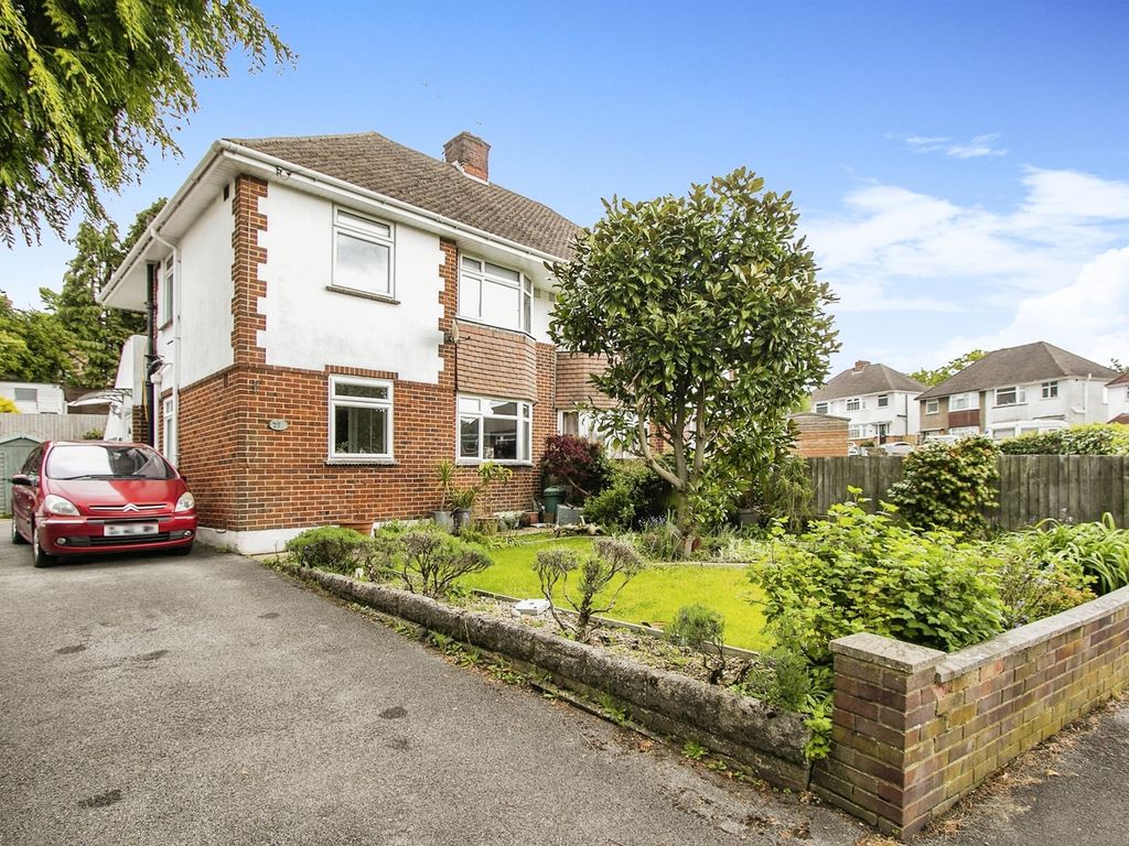 2 bed flat for sale in Wharfdale Road, Parkstone, Poole BH12 Zoopla