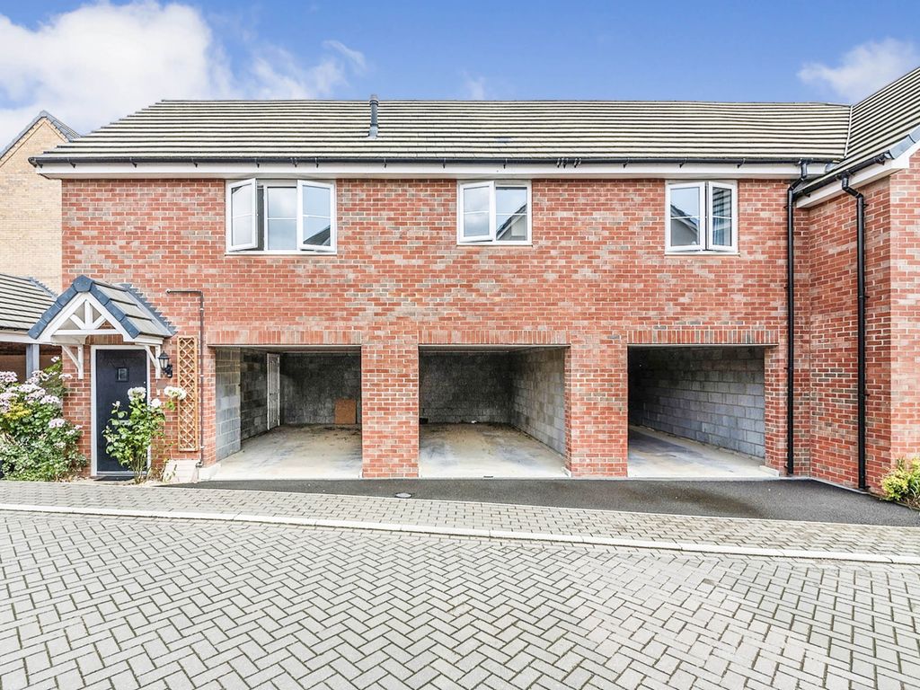 2 bed property for sale in Carnoustie Drive, Corby NN17, £195,000 Zoopla