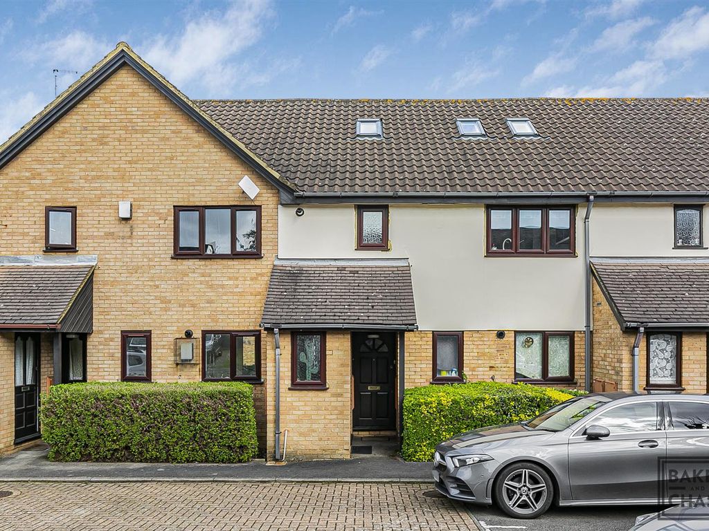 2 bed to rent in Perry Mead, Enfield EN2 Zoopla