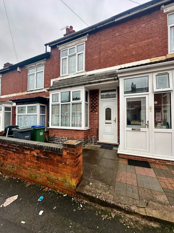 3 bed terraced house for sale in St. Albans Road, Smethwick B67, £