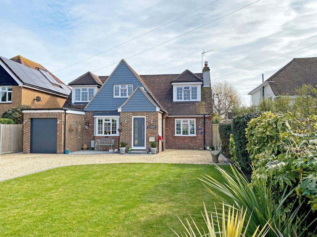 3 bed detached house for sale in Willowhale Avenue, Aldwick, Bognor
