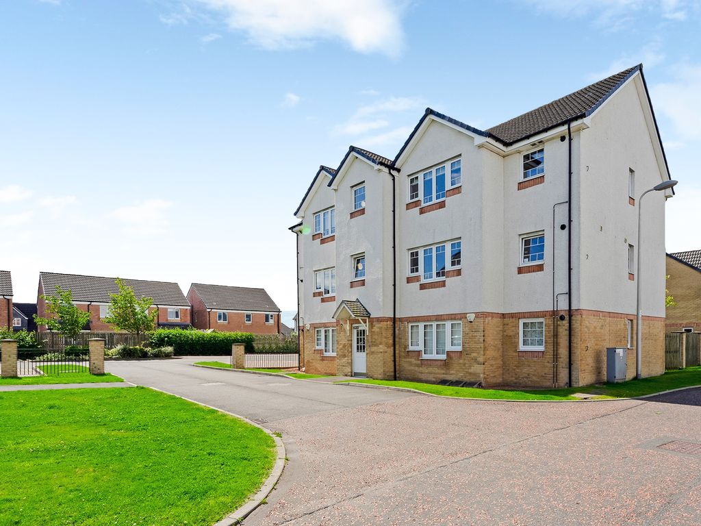 2 bed flat for sale in Farm Wynd, Lenzie G66, £148,000 Zoopla