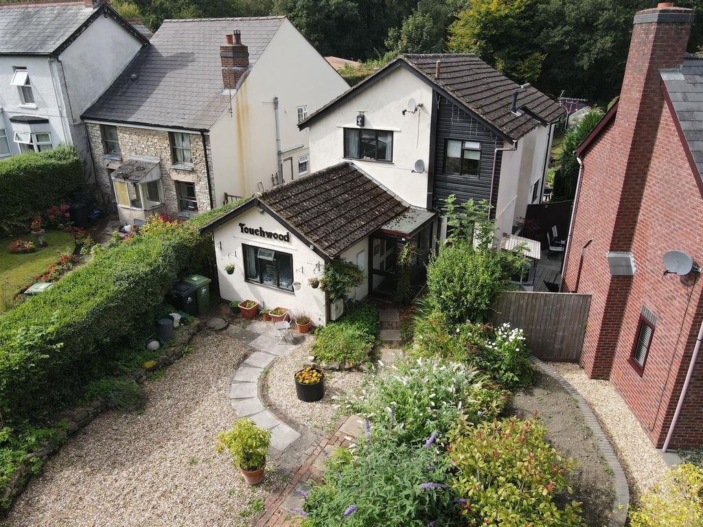 4 bed detached house for sale in Woodland Road, Christchurch, Coleford