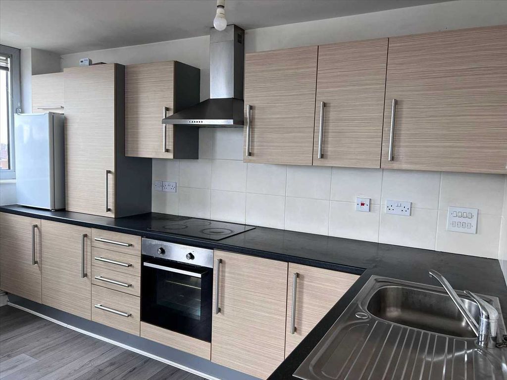 2 bed flat to rent in Bispham House, Lace Street, Liverpool L3 Zoopla