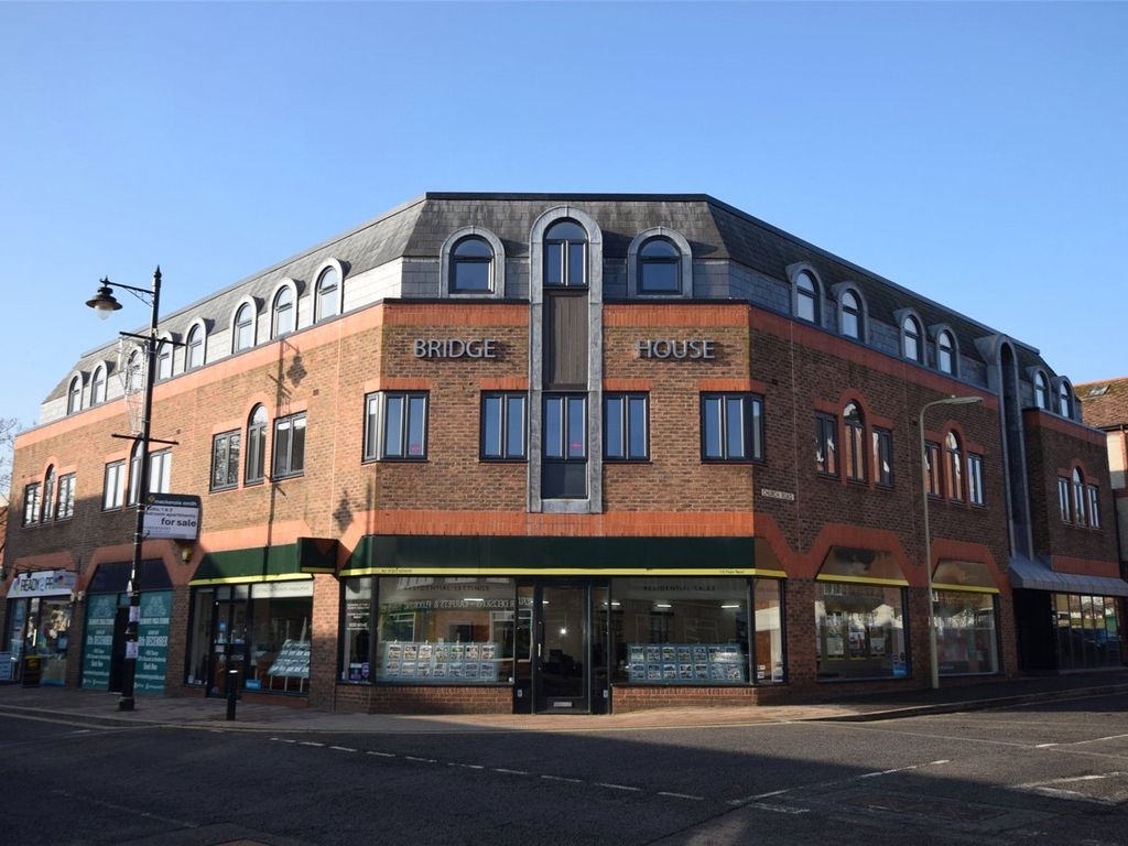1 bed flat for sale in Church Road, Fleet, Hampshire GU51 Zoopla