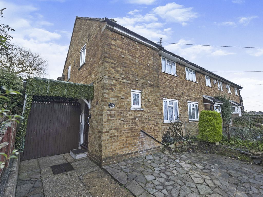 3 bed end terrace house for sale in Fermor Crescent, Luton LU2 Zoopla