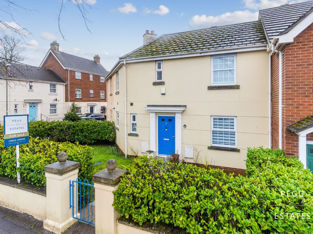 3 bed terraced house for sale in Barton Road, Torquay TQ2, £250,000