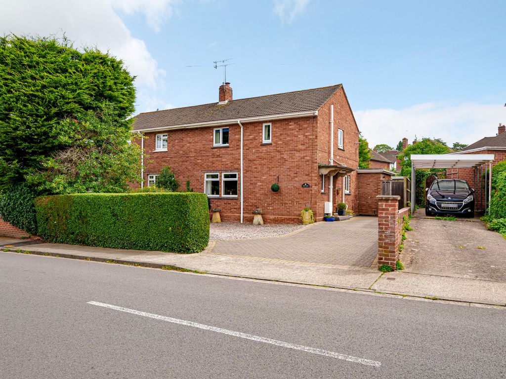 3 bed semidetached house for sale in Sebright Avenue, Battenhall