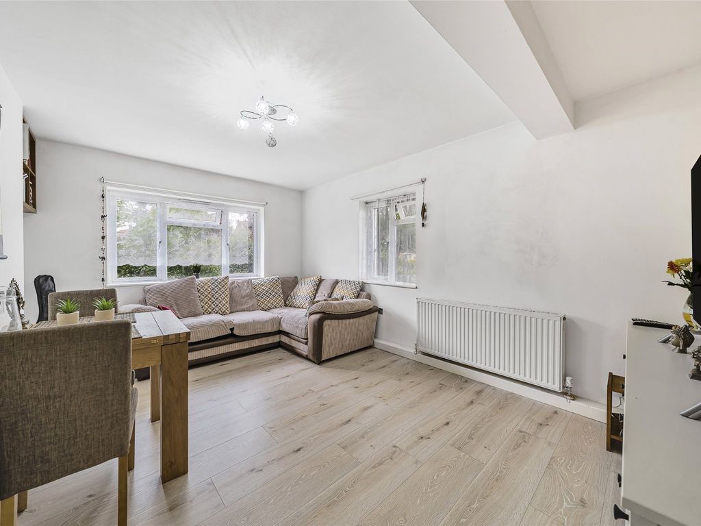 2 bed flat for sale in Gore Court, Fryent Way, Kingsbury, London NW9, £
