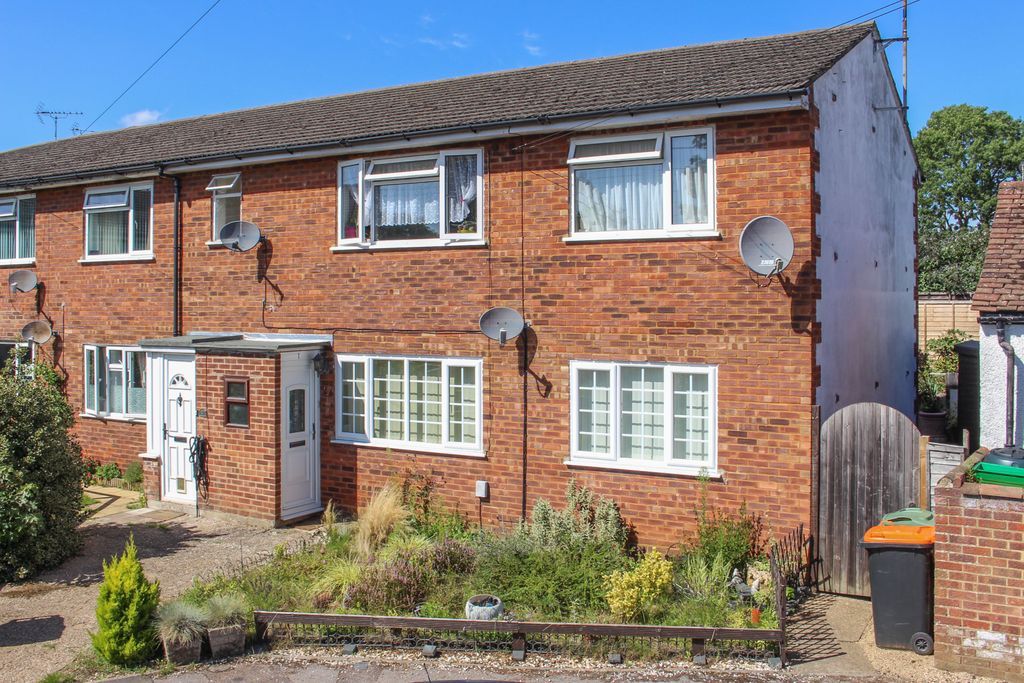 2 bed for sale in Ash Grove, Leighton Buzzard LU7 Zoopla