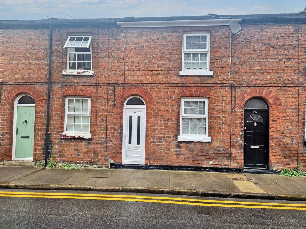 2 bed terraced house for sale in Hants Lane, Ormskirk L39, £99,950 Zoopla