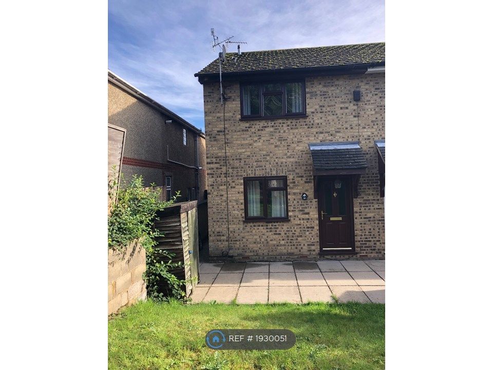 1 bed end terrace house to rent in Castle Street, Stortford