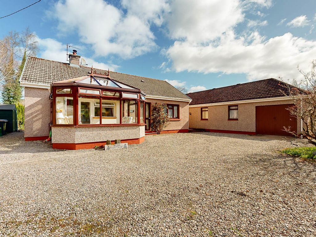 3 bed detached bungalow for sale in Golf Course Road, Blairgowrie PH10, £340,000 Zoopla