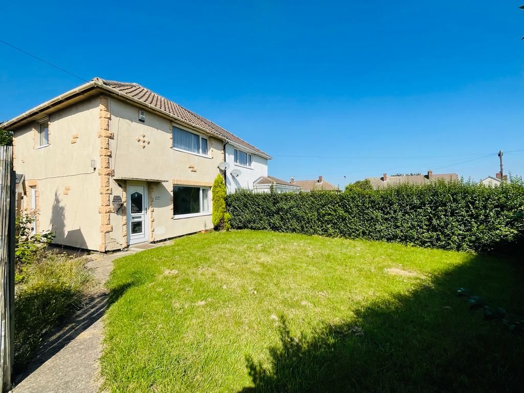 2 bed semidetached house to rent in Regina Crescent, Havercroft