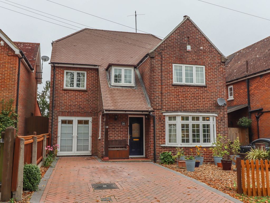 4 bed detached house for sale in Field, Shepherds Spring Lane
