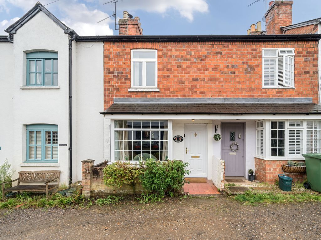 2 bed terraced house for sale in Newtown Gardens, HenleyOnThames