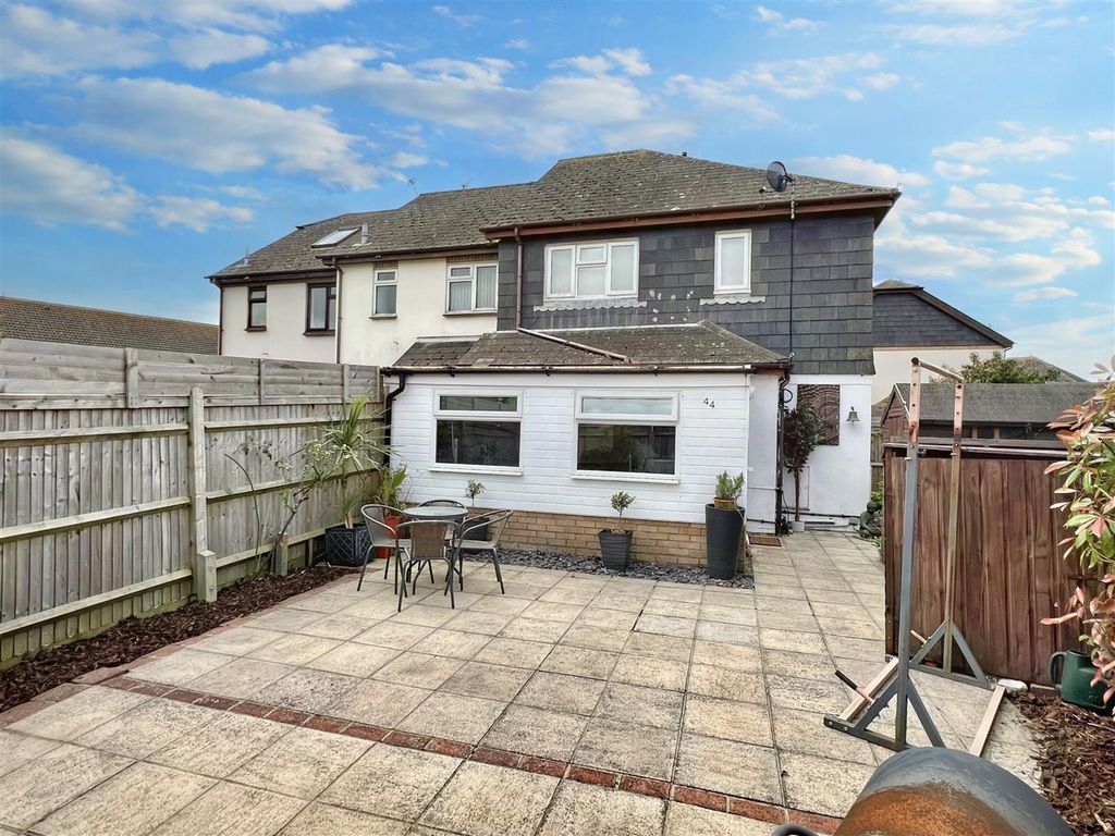 1 bed end terrace house for sale in Pevensey Bay Road, Eastbourne BN23