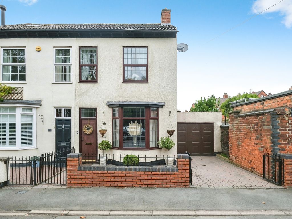 3 bed semidetached house for sale in Middlemore Lane, Aldridge