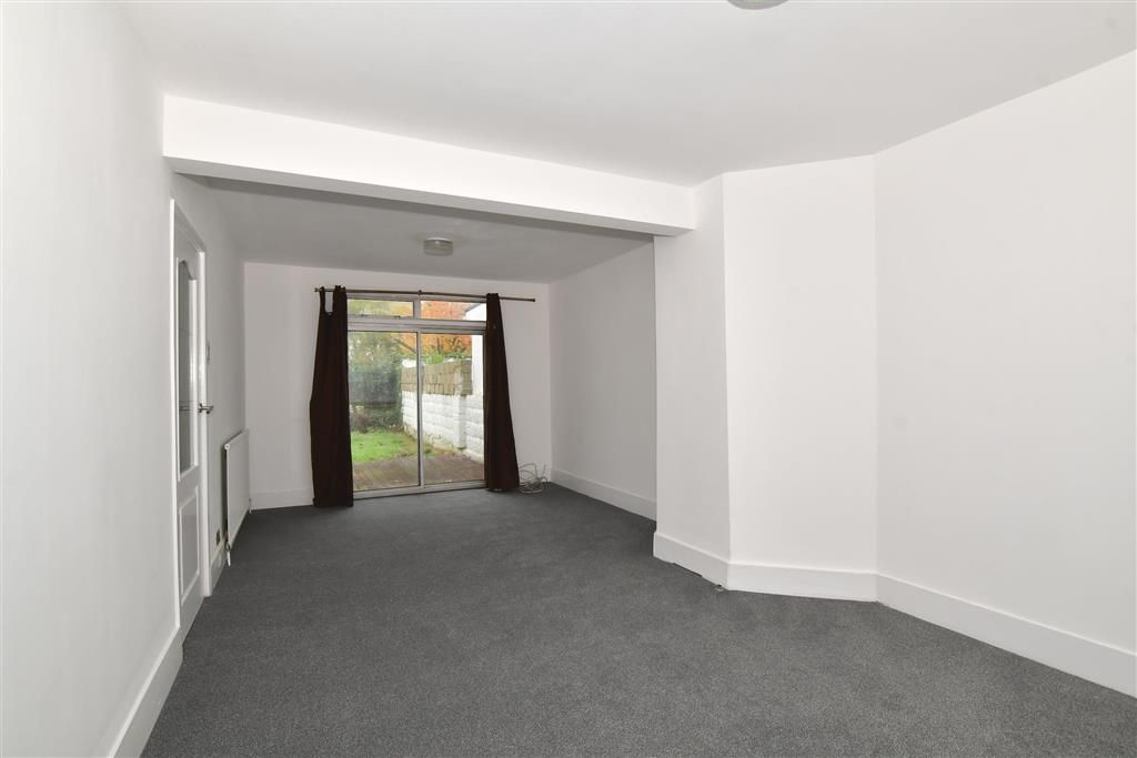 3 bed end terrace house for sale in Austin Road, Northfleet, Gravesend