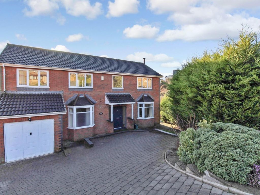 4 bed detached house for sale in Golwg Yr Afon, Fforest, Pontarddulais