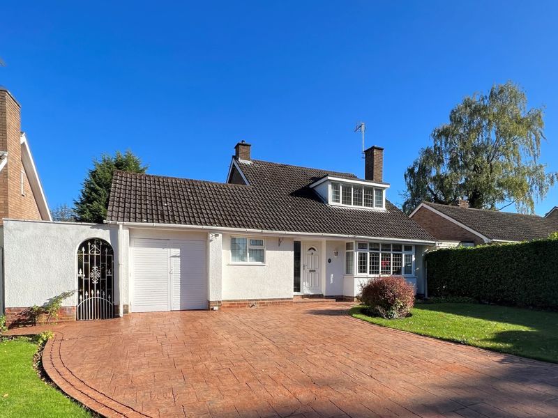 Yew Tree Lane, Wolverhampton WV6  