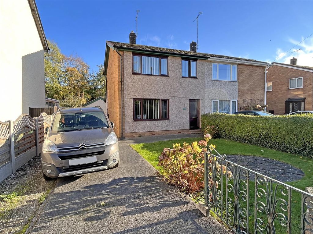3 bed semidetached house for sale in Dundonald Avenue, Abergele, Conwy