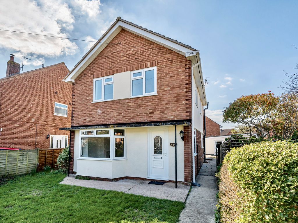 3 bed detached house for sale in Paygrove Lane, Longlevens, Gloucester