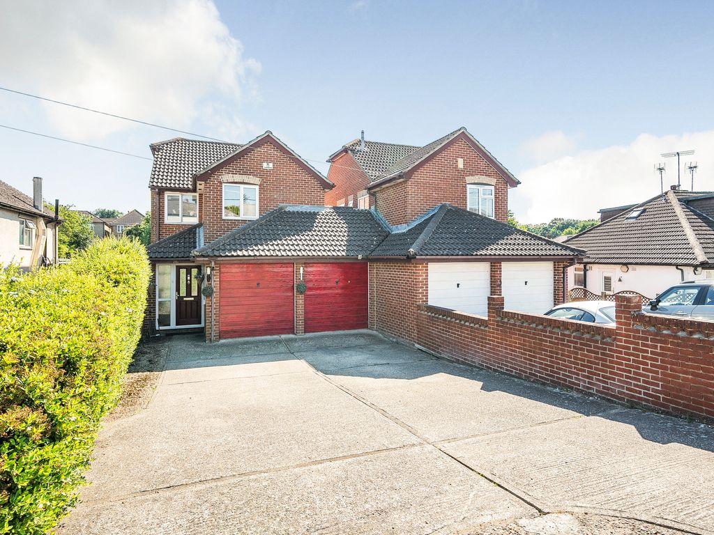 4 bed detached house for sale in Main Road, Longfield DA3, £550,000