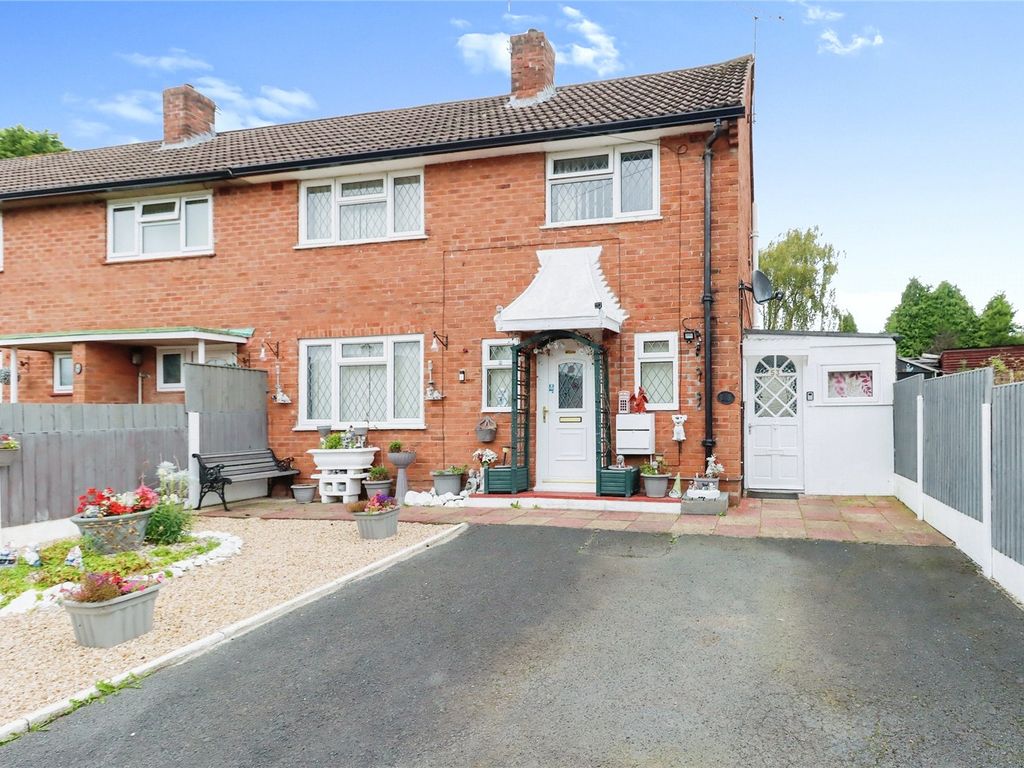 3 bed semidetached house for sale in Hill Road, Overdale, Telford