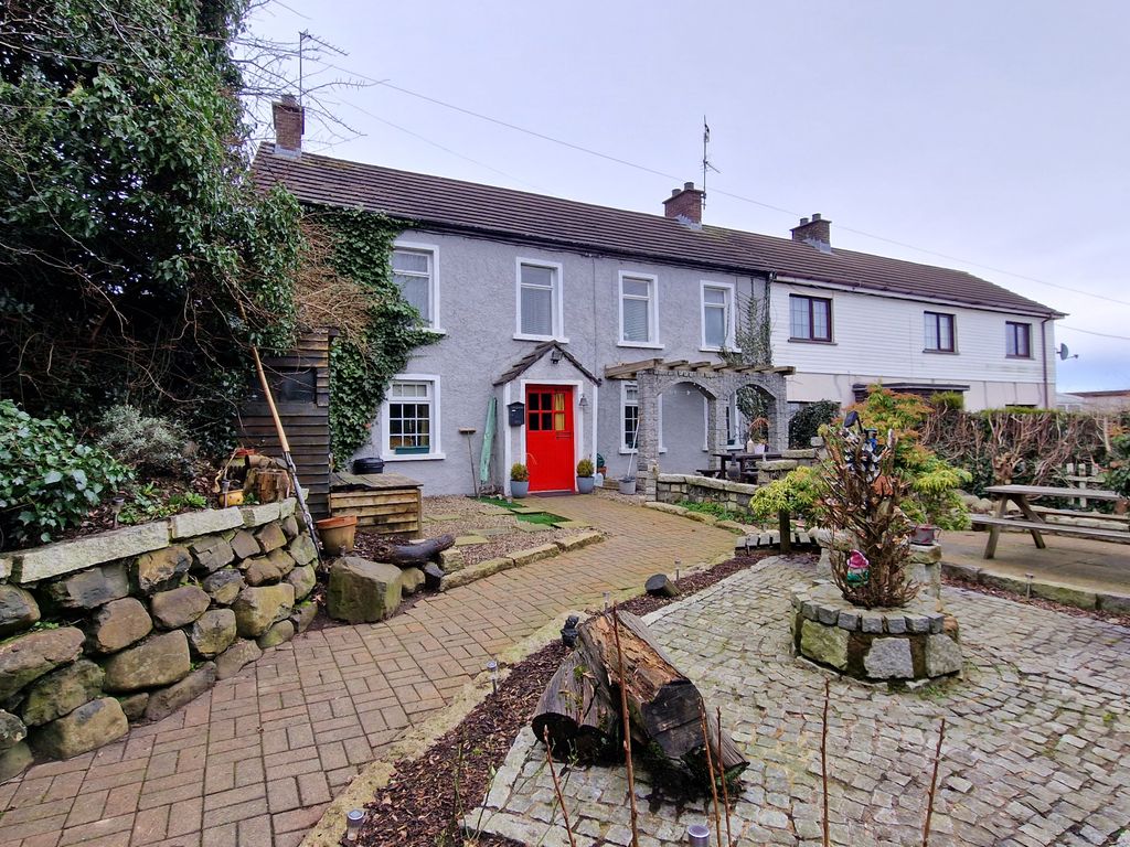 3 bed semidetached house for sale in Pond Park Road, Lisburn BT28, £