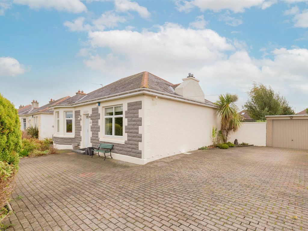 3 bed property for sale in Captains Road, Gilmerton, Edinburgh EH17