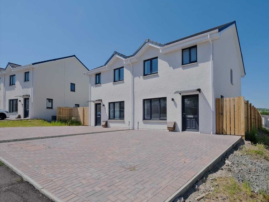 3 bed semidetached house for sale in Sandpiper Common, Lesmahagow