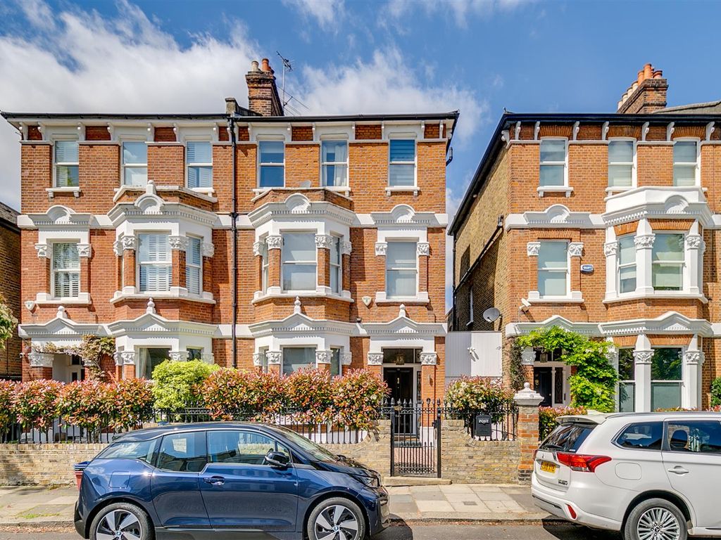 Burlington Gardens, London W4  