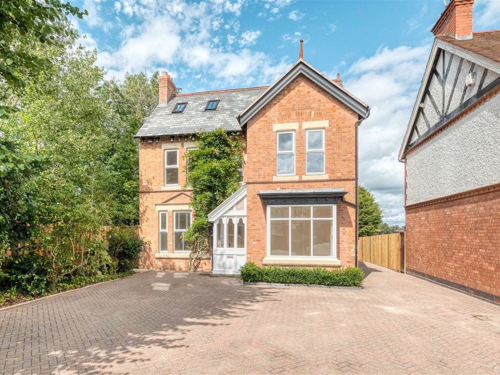 4 bed detached house for sale in Birchfield Road, Headless Cross