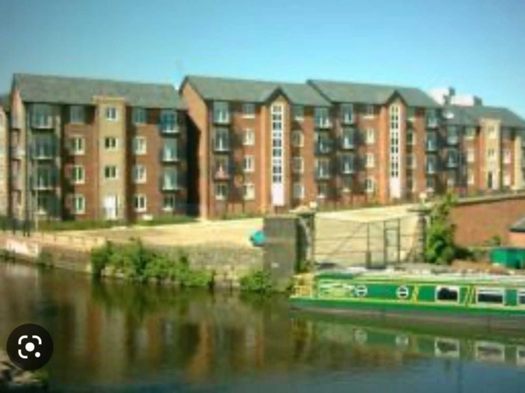 2 bed flat to rent in Welbeck Street South, Ashton Under Lyne OL7 Zoopla