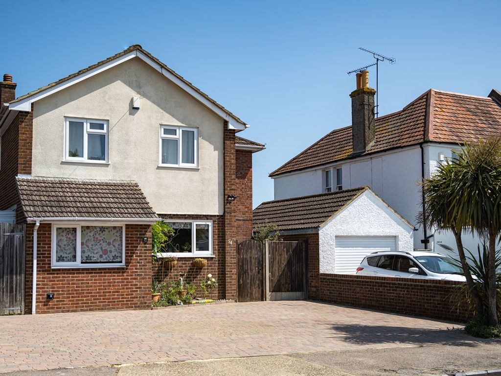 3 bed detached house for sale in Grand Drive, Herne Bay CT6 Zoopla