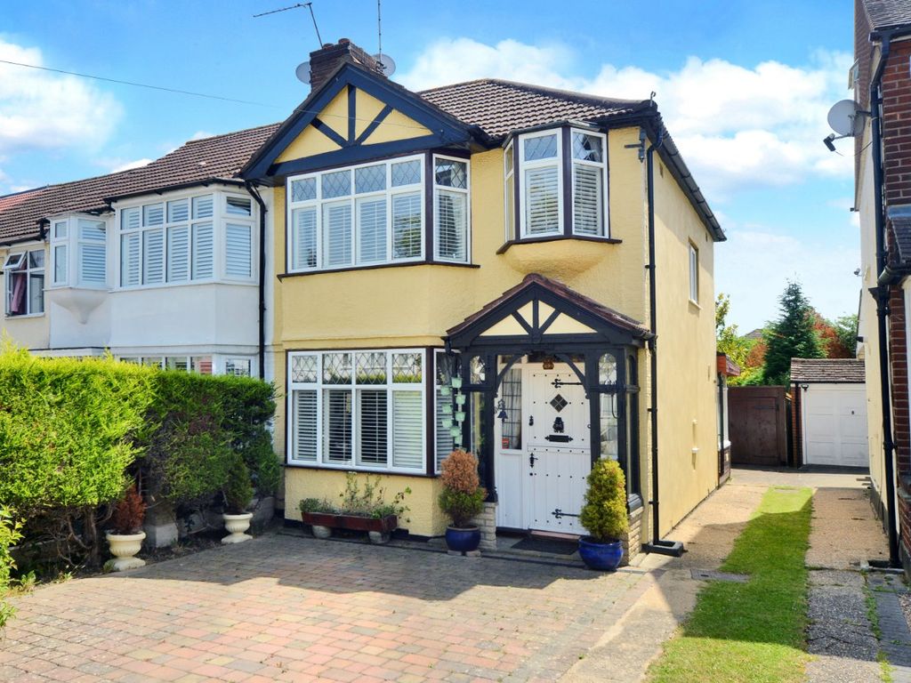 3 bed end terrace house for sale in Esher Avenue, Cheam, Sutton SM3