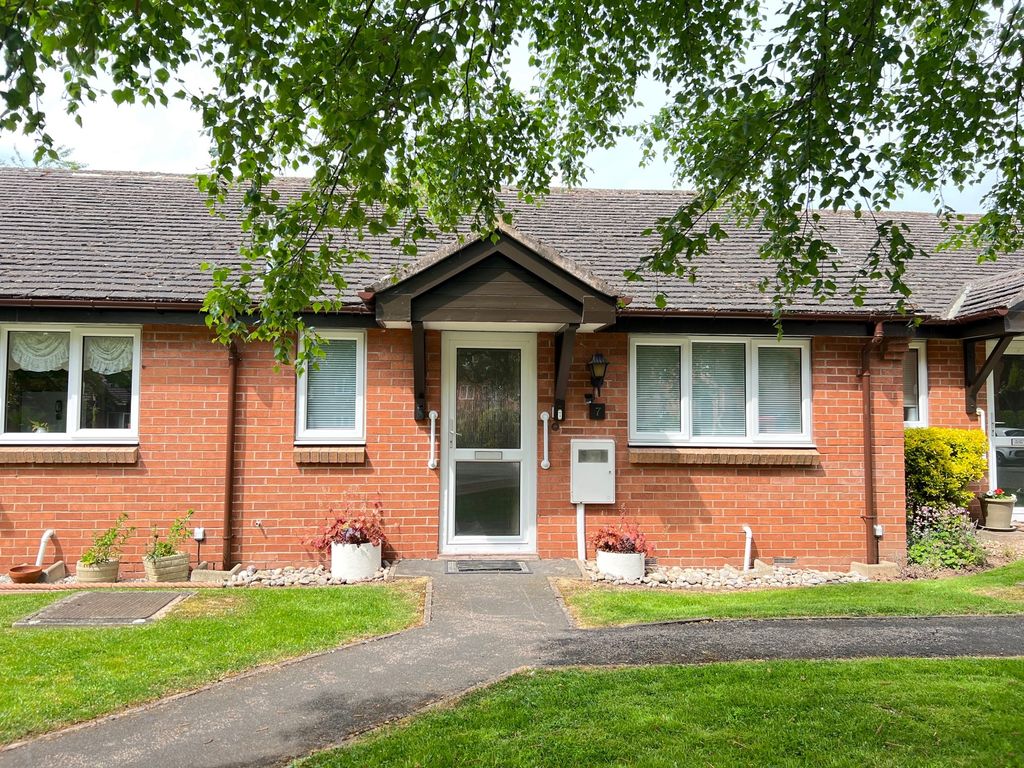 1 bed semidetached bungalow for sale in Ashdene Gardens, Kenilworth