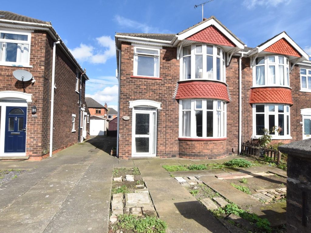 3 bed semidetached house for sale in Rowland Road, Scunthorpe DN16, £