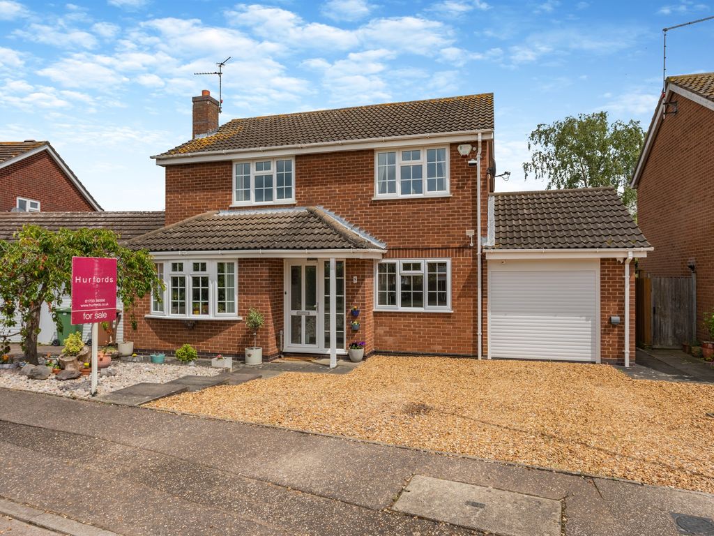 4 bed detached house for sale in Little Johns Close, South Bretton, Peterborough PE3, £400,000