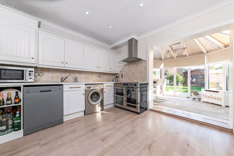 2 bed semidetached house for sale in Wyncham Avenue, Sidcup DA15 Zoopla