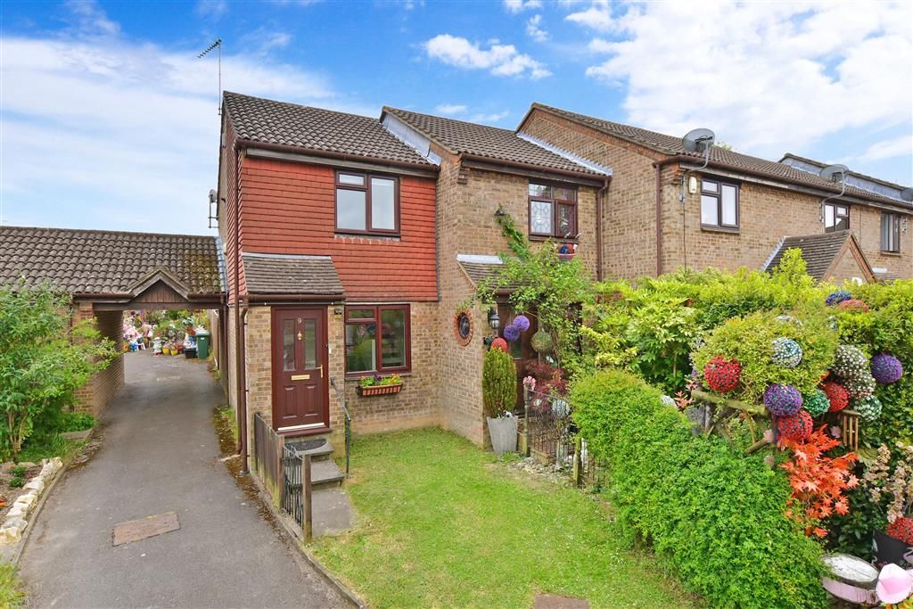 2 bed end terrace house for sale in Tulyar Close, Tadworth, Surrey KT20