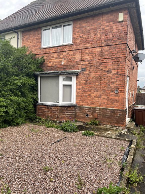 3 bed semidetached house to rent in Wendover Drive, Nottingham NG8