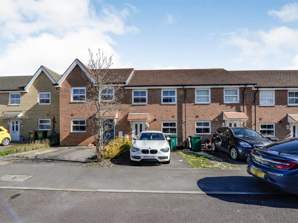 2 bed terraced house to rent in Barfoot Road, Hedge End, Southampton