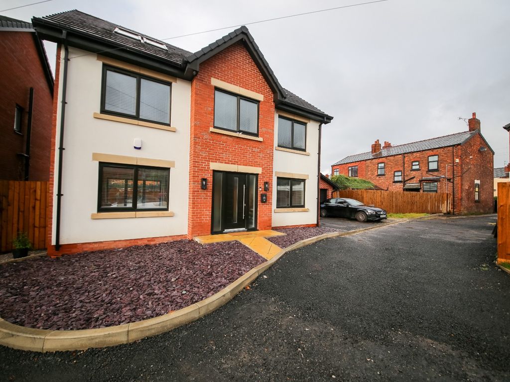 4 bed detached house for sale in Atherton Road, Hindley, Wigan