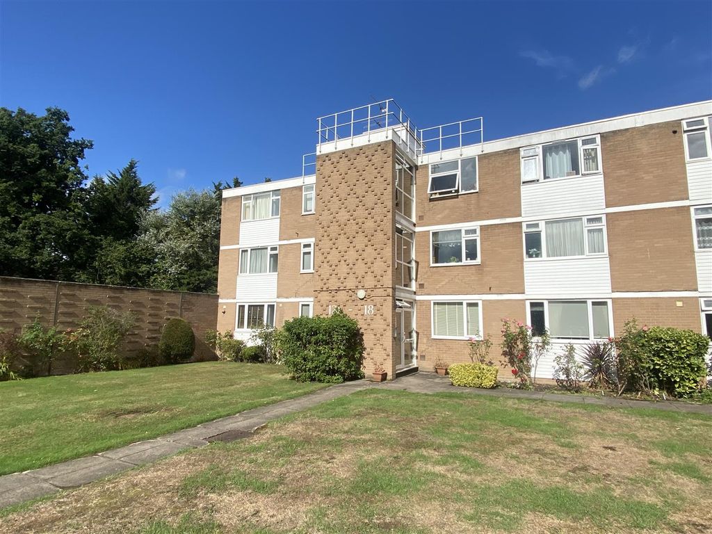 2 bed flat for sale in Boreham Holt, Elstree, Borehamwood WD6 Zoopla